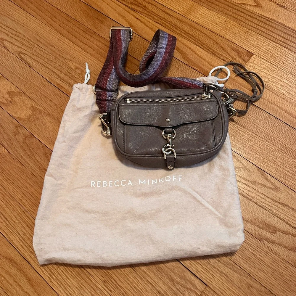 Rebecca Minkoff blythe guitar strap crossbody - Picture 1 of 5